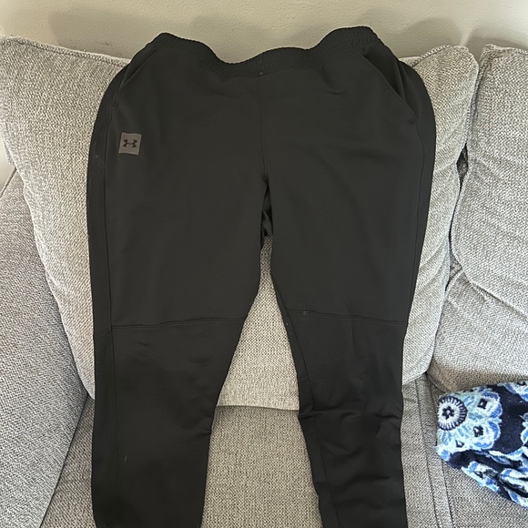 Men’s Under Armor Joggers - Picture 1 of 2